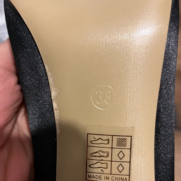 Rhinestone Decor Satin Stiletto Court Heels - Picture 5 of 6